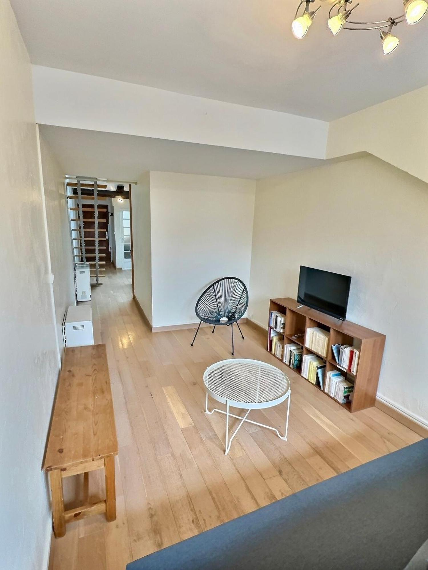 Wonderhost, Spacieux Et Atypique En Coeur De Ville Pau Dış mekan fotoğraf